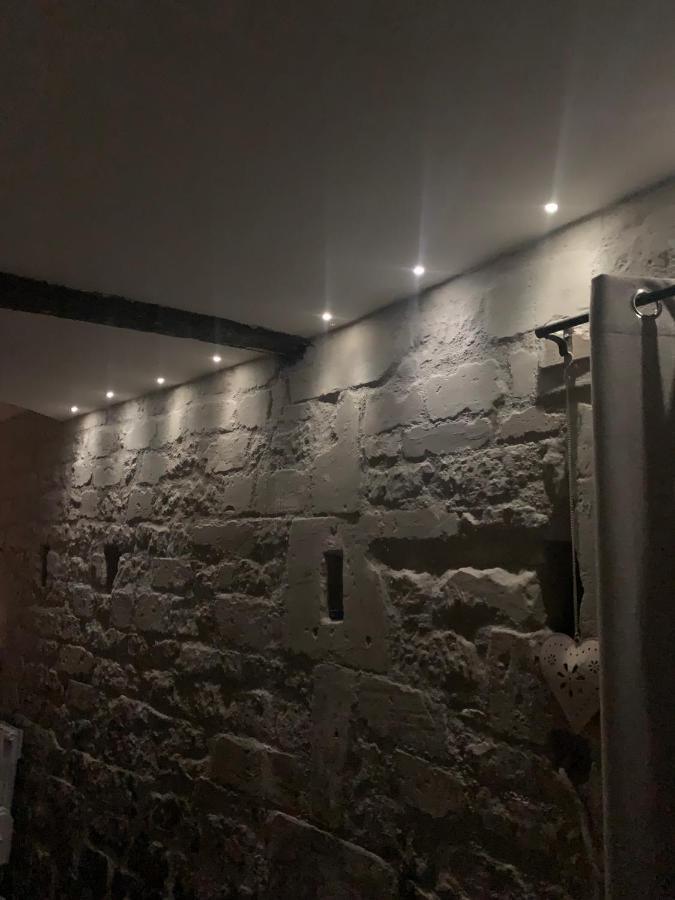Suite Familiale- Deux Chambres Saint-Meme-les-Carrieres Eksteriør billede