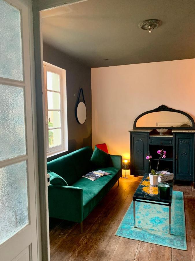 Suite Familiale- Deux Chambres Saint-Meme-les-Carrieres Eksteriør billede